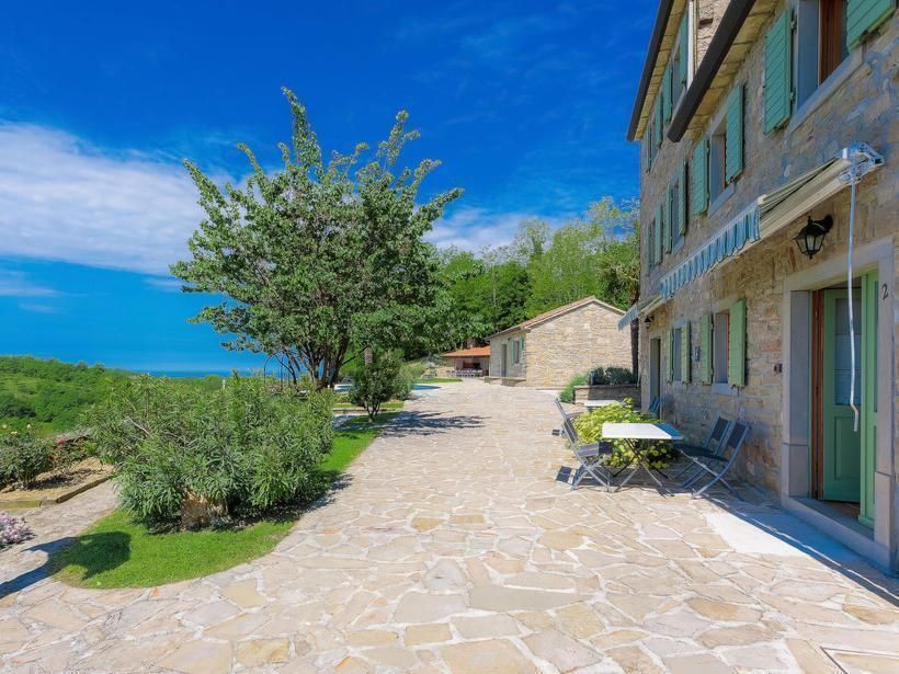 Отель, гостиница в Буйе, Хорватия, 240 м² - фото 5