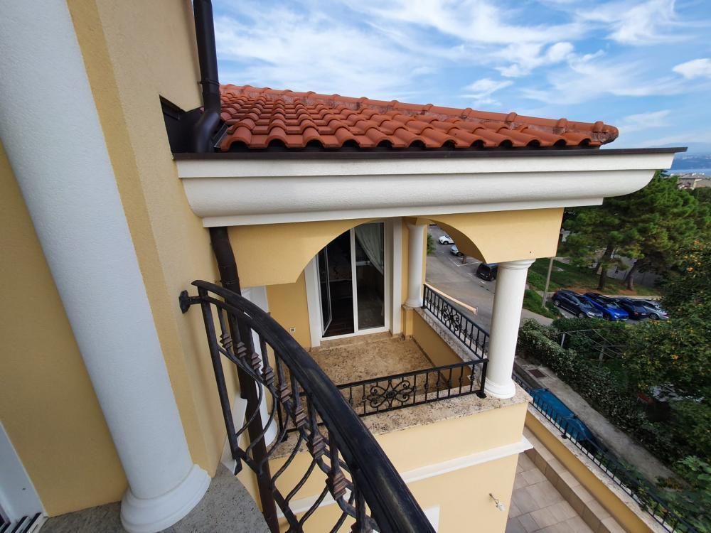 Вилла в Ловране, Хорватия, 600 м² - фото 5