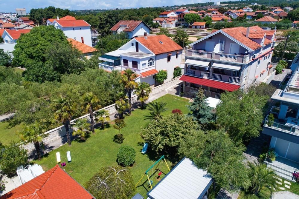 Отель, гостиница в Бибинье, Хорватия, 400 м² - фото 5