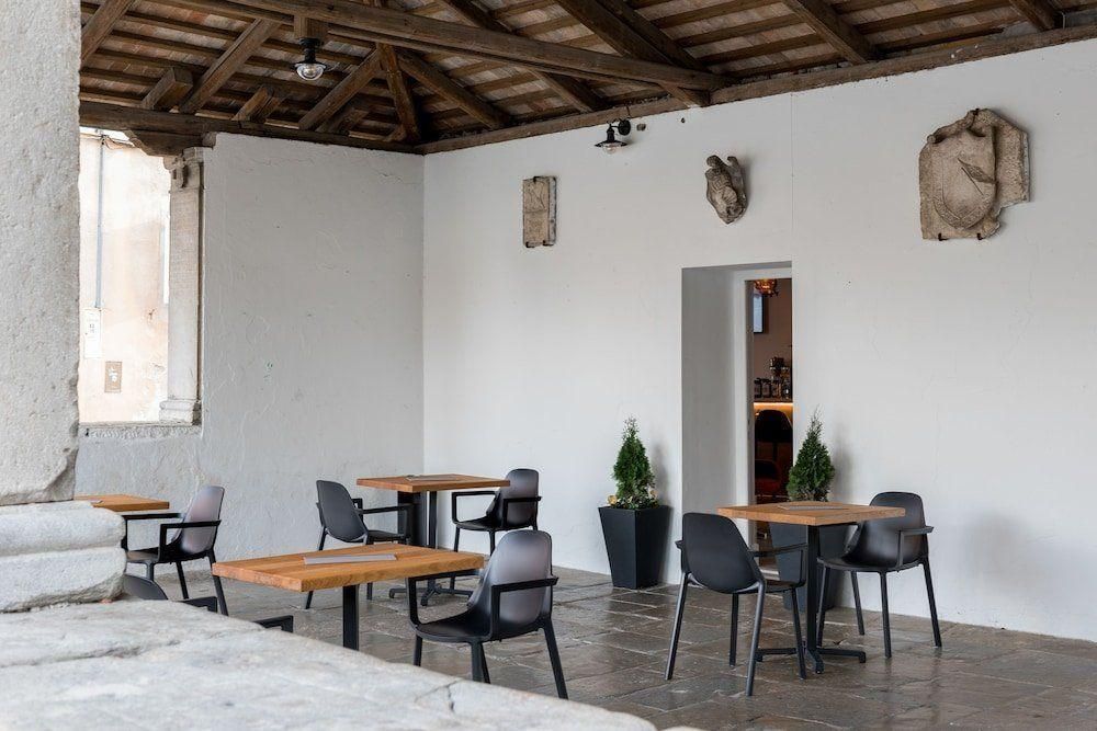 Отель, гостиница в Лабине, Хорватия, 600 м² - фото 5