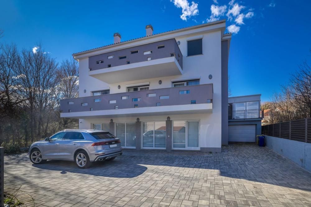 Отель, гостиница Čižići, Dobrinj, Хорватия, 790 м² - фото 5