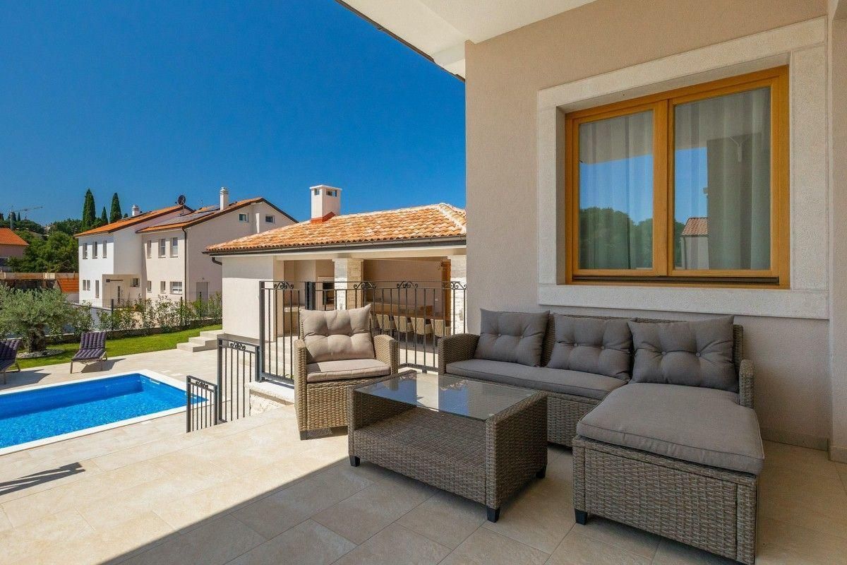 Вилла в Ровини, Хорватия, 438 м² - фото 5