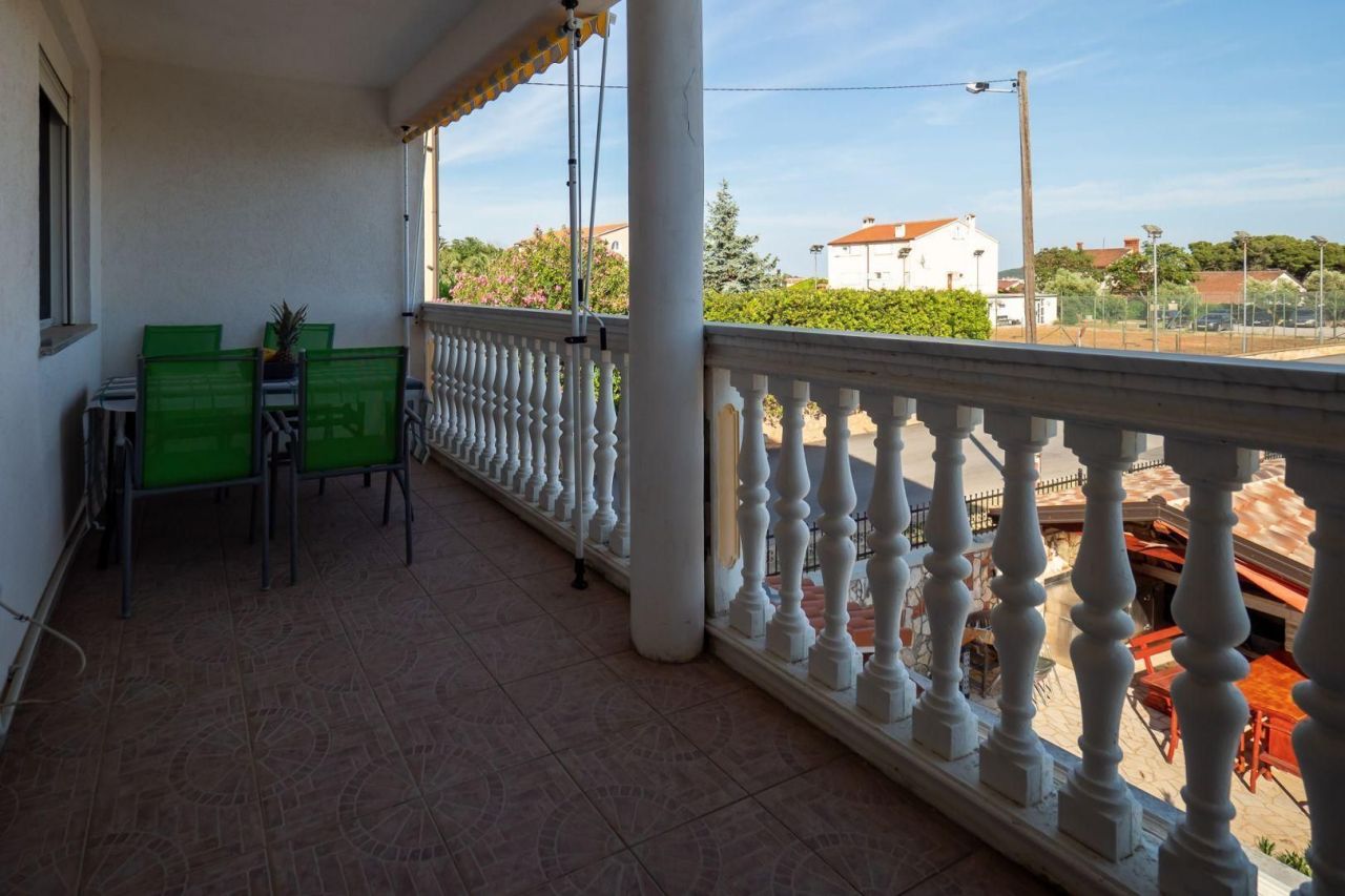 Отель, гостиница Banjole, Хорватия, 420 м² - фото 5