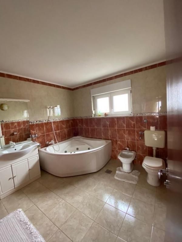 Вилла в Малинска-Дубашнице, Хорватия, 430 м² - фото 6