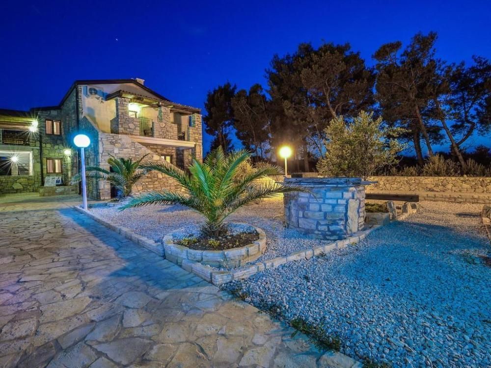 Отель, гостиница Vir, Хорватия, 500 м² - фото 6