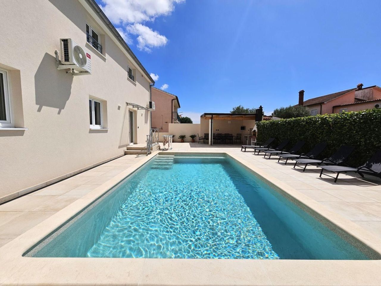 Вилла в Пуле, Хорватия, 260 м² - фото 6