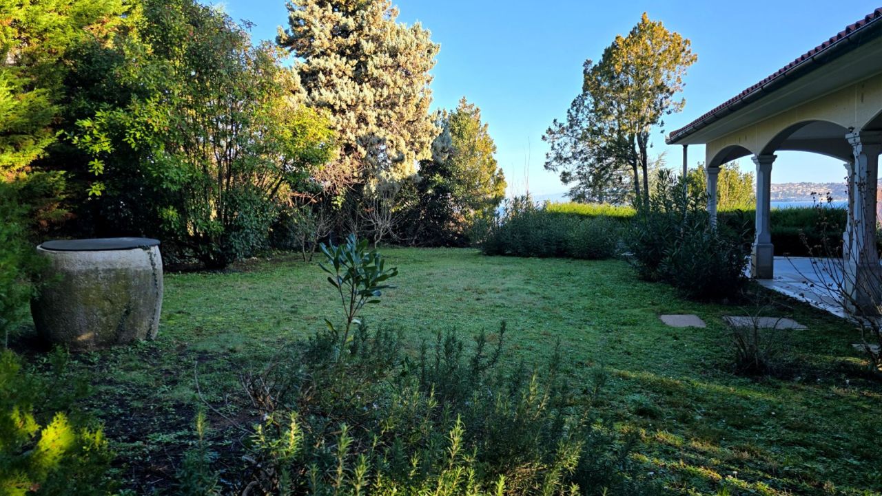 Вилла в Умаге, Хорватия, 300 м² - фото 6