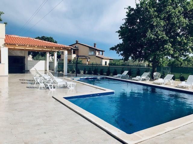 Отель, гостиница Sveti Lovreč, Хорватия, 450 м² - фото 7