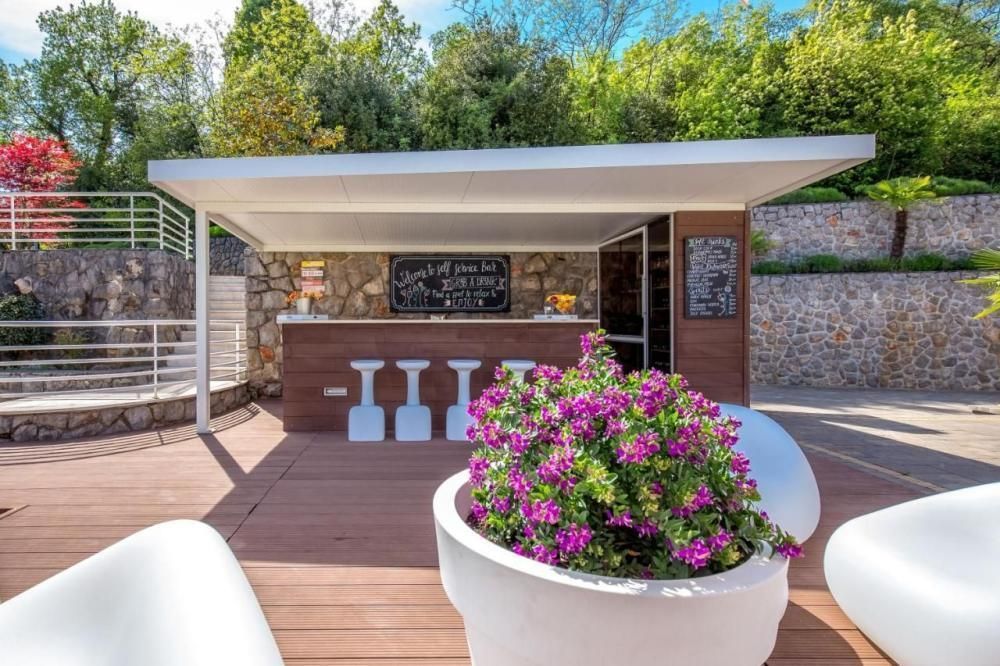 Отель, гостиница в Ловране, Хорватия, 700 м² - фото 8