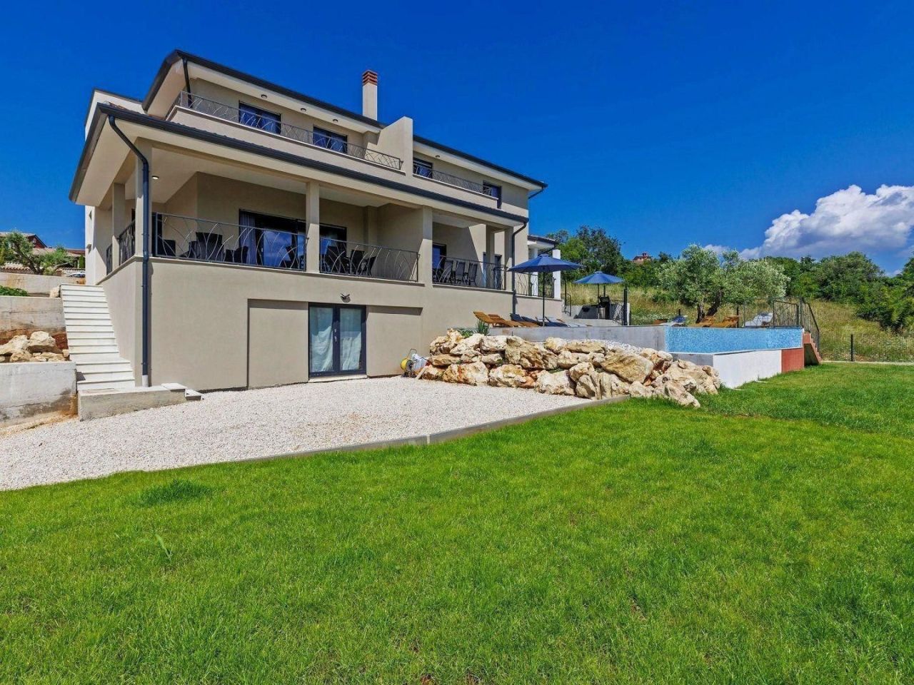 Вилла в Бртонигле, Хорватия, 370 м² - фото 8