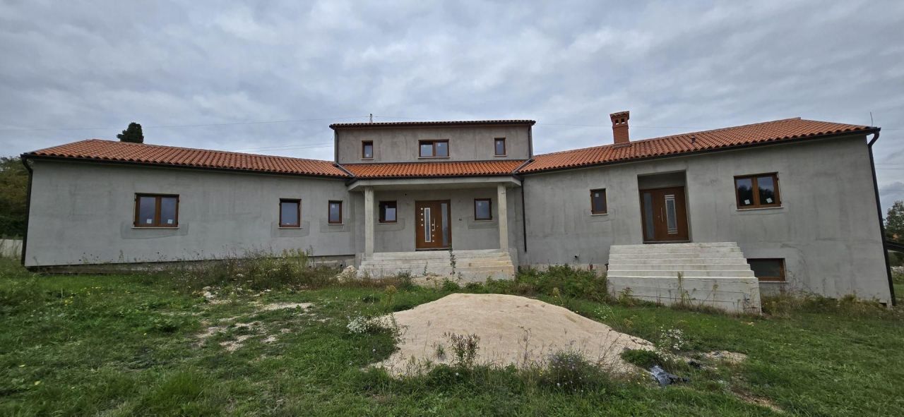 Вилла в Ровини, Хорватия, 550 м² - фото 9