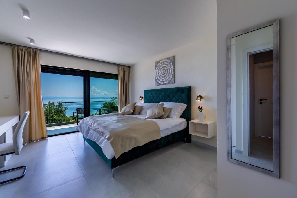 Вилла в Опатии, Хорватия, 400 м² - фото 9