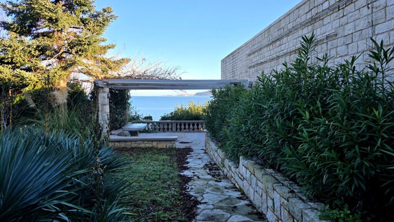 Вилла в Умаге, Хорватия, 300 м² - фото 10