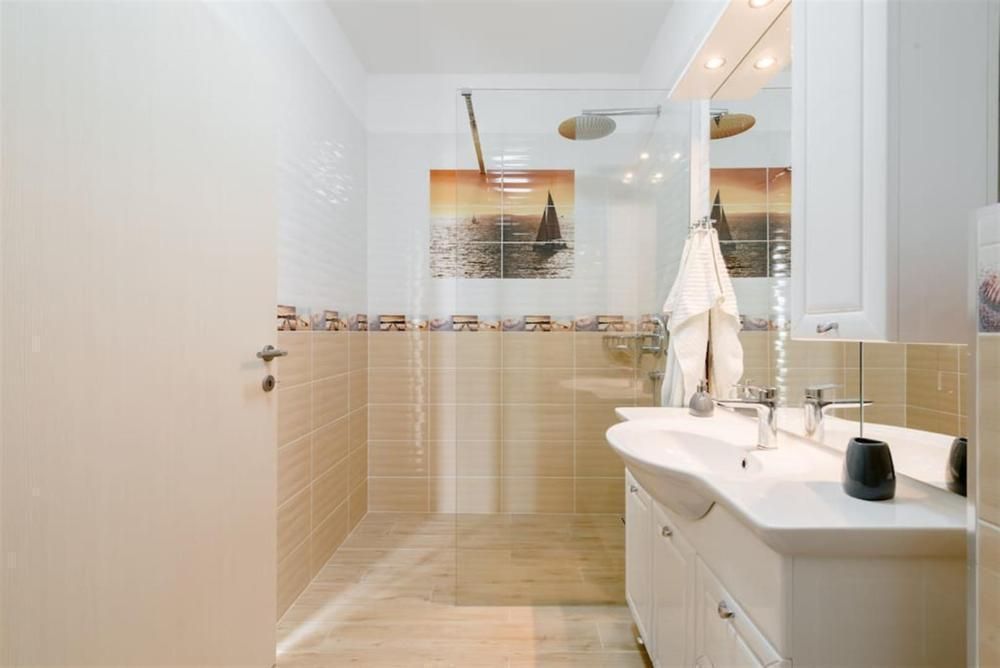 Вилла на Чиово, Хорватия, 240 м² - фото 11