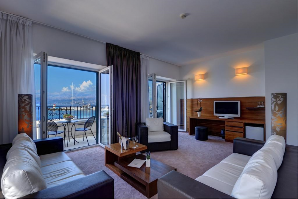 Отель, гостиница на острове Брач, Хорватия, 2 800 м² - фото 12