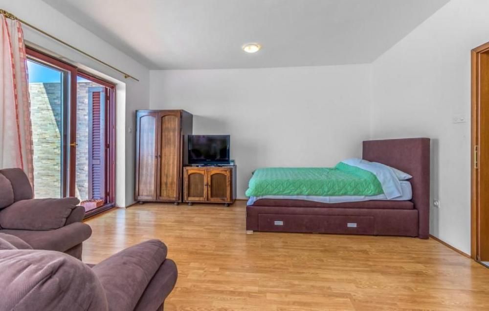 Отель, гостиница в Цриквенице, Хорватия, 610 м² - фото 12