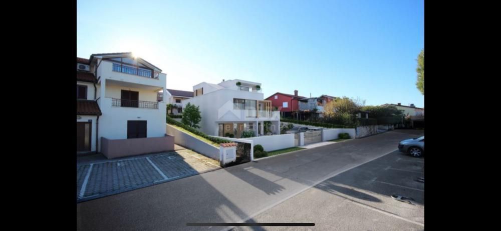 Вилла в Умаге, Хорватия, 180 м² - фото 12