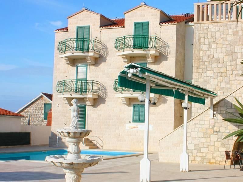 Отель, гостиница Bol, Хорватия, 5 000 м² - фото 12