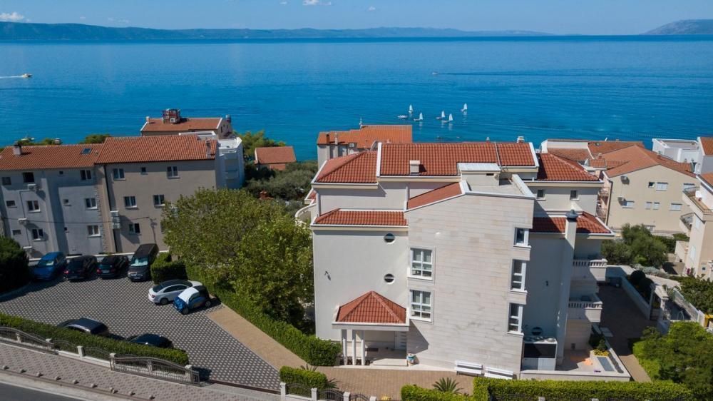 Отель, гостиница Tucepi, Хорватия, 1 141 м² - фото 12