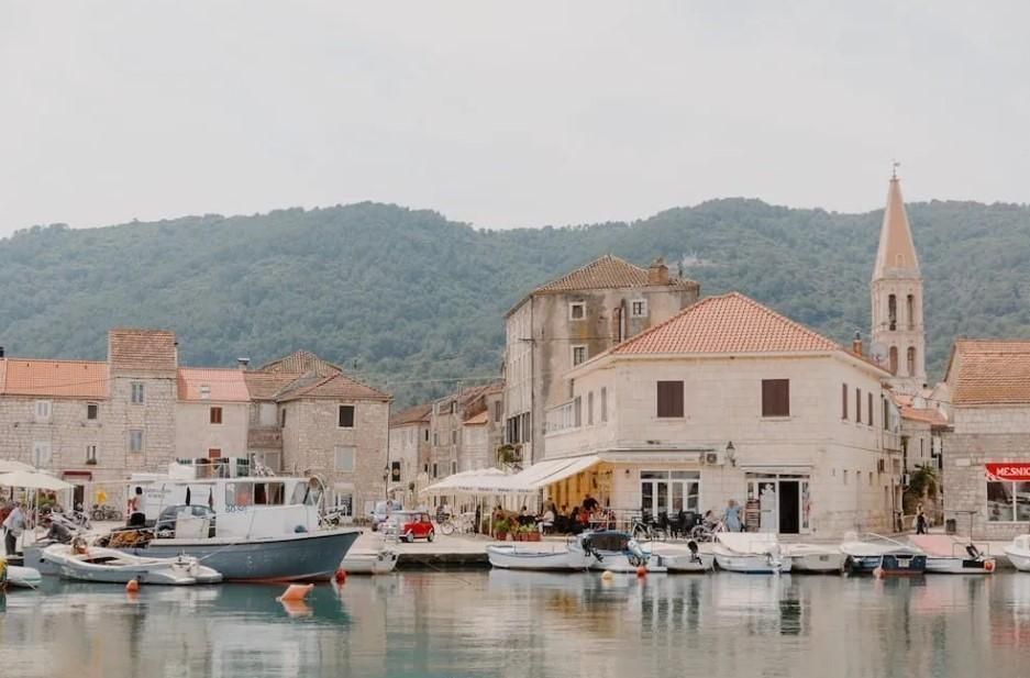 Отель, гостиница Starigrad, Хорватия, 462 м² - фото 12