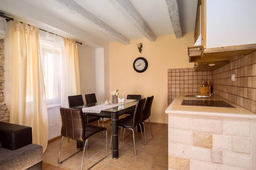 Вилла Jesenice, Хорватия, 900 м² - фото 12