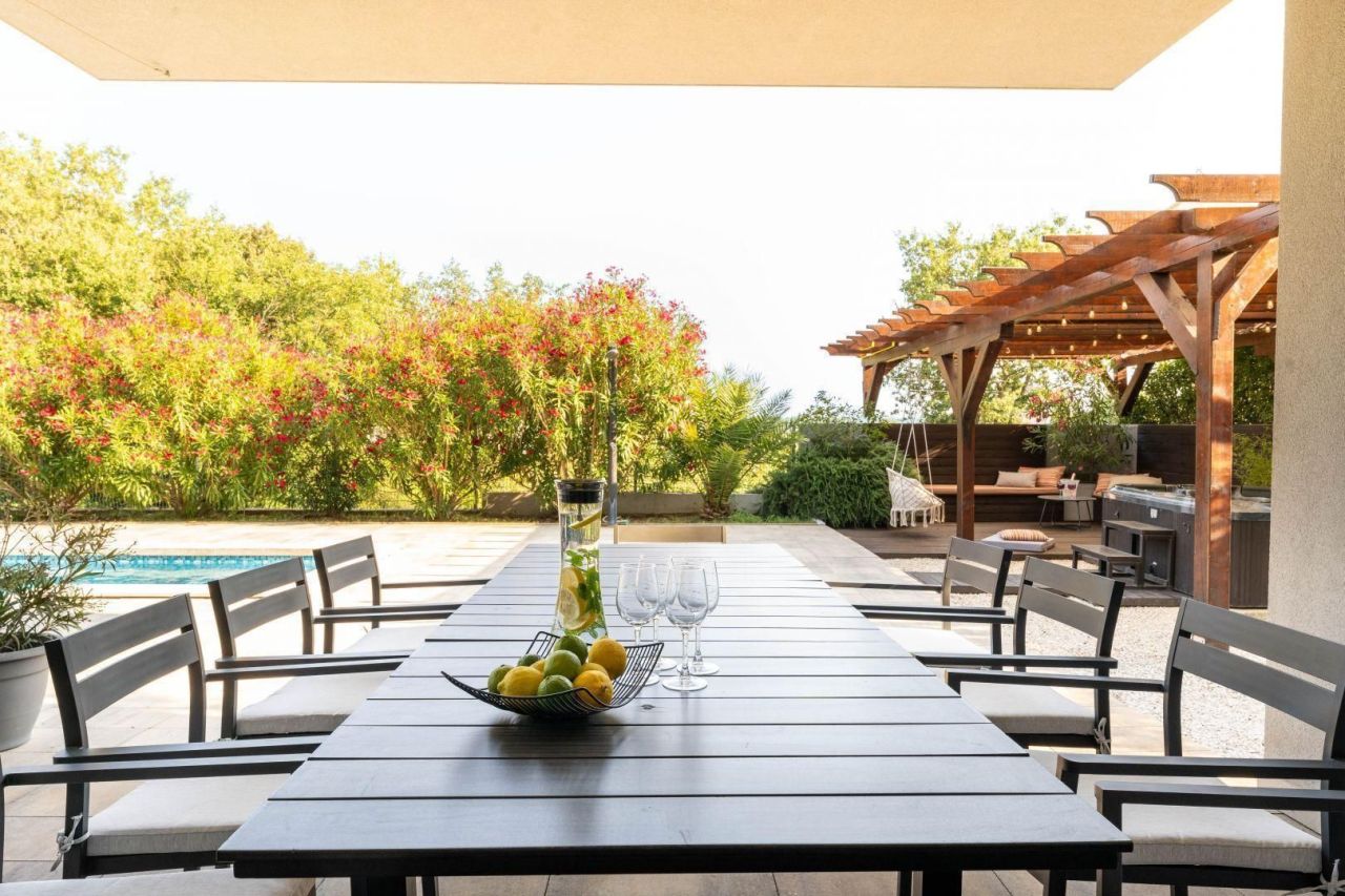 Вилла в Медулине, Хорватия, 330 м² - фото 12