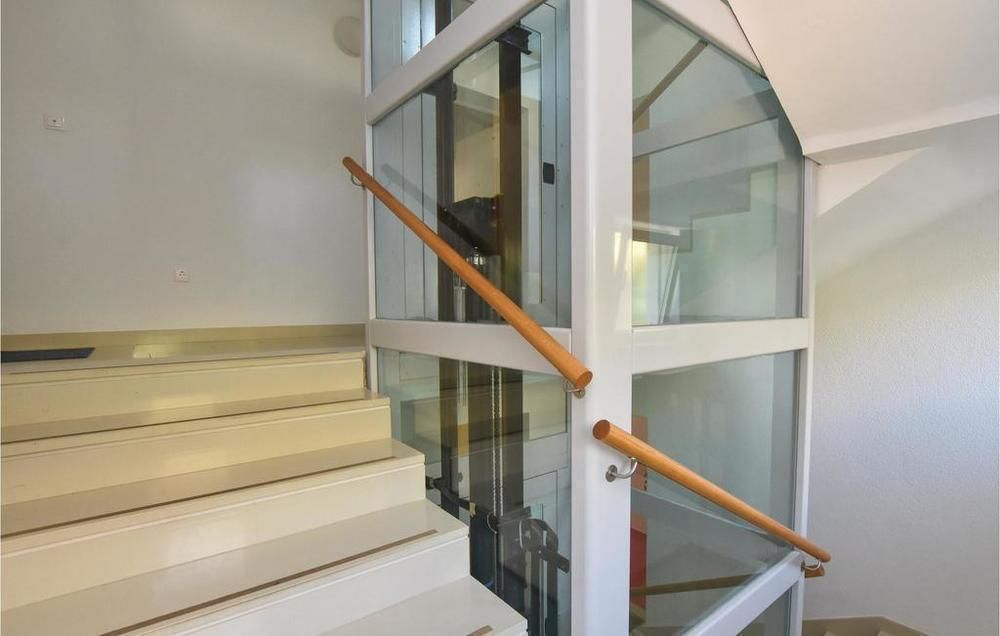 Отель, гостиница в Омише, Хорватия, 700 м² - фото 13