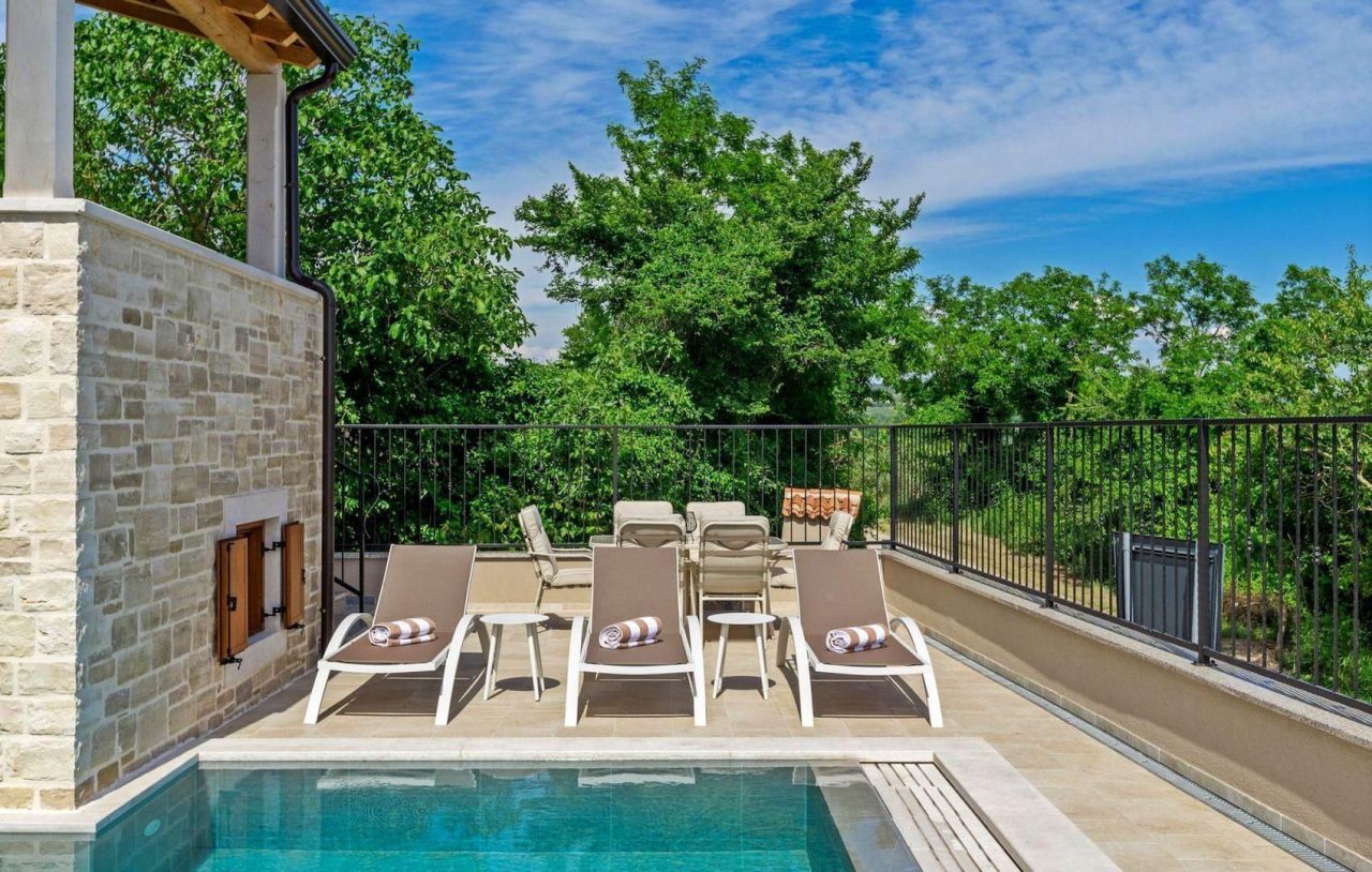 Вилла в Буйе, Хорватия, 150 м² - фото 13