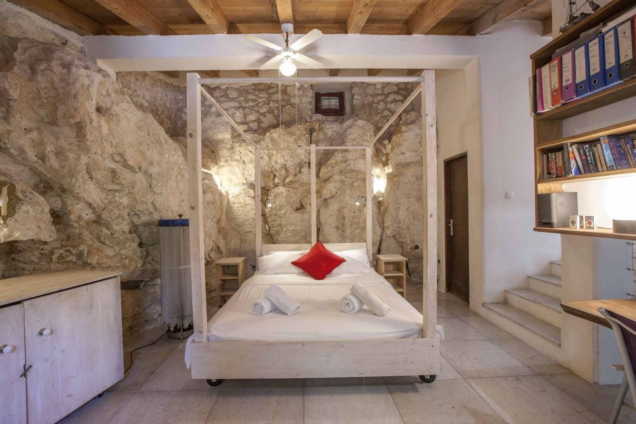 Вилла в Пуле, Хорватия, 258 м² - фото 13