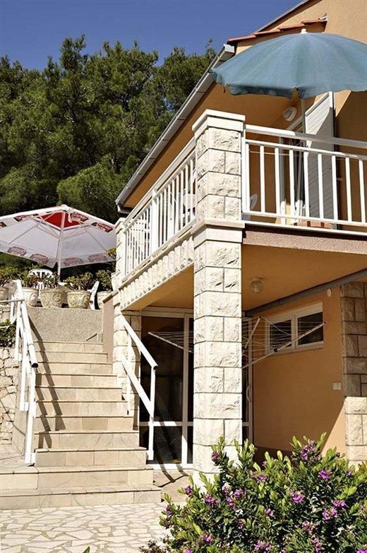 Отель, гостиница Lumbarda, Хорватия, 1 090 м² - фото 5