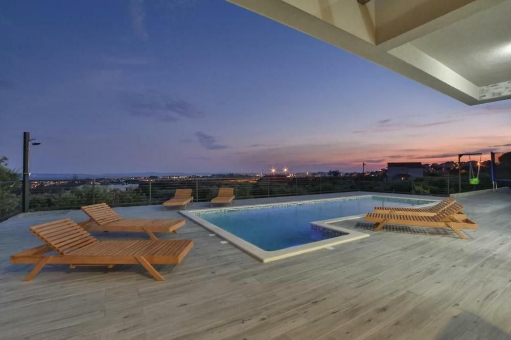 Вилла в Сплите, Хорватия, 240 м² - фото 14