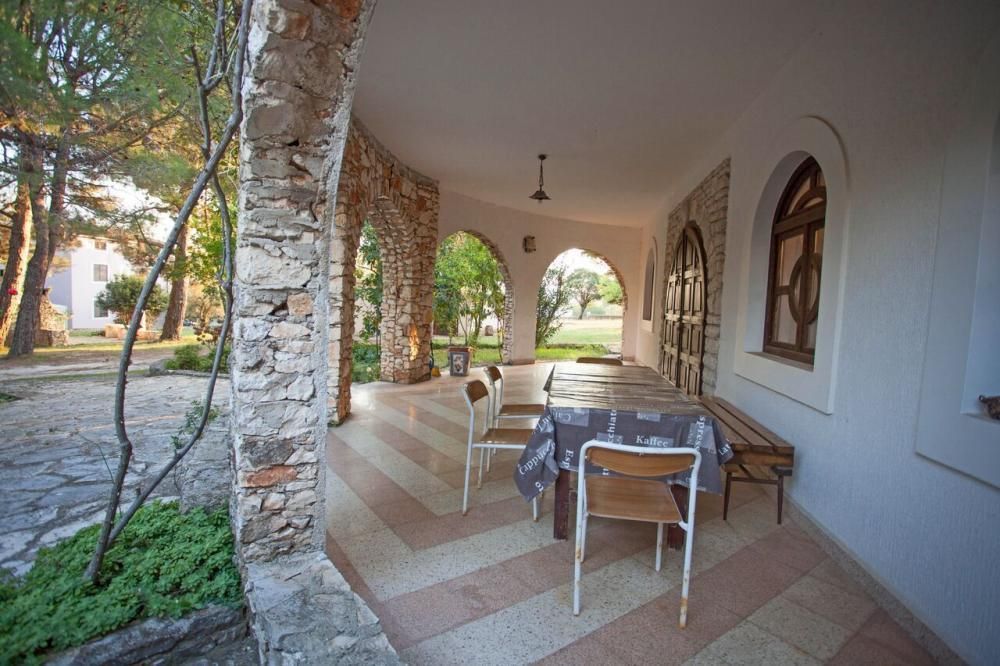 Отель, гостиница в Медулине, Хорватия, 700 м² - фото 15