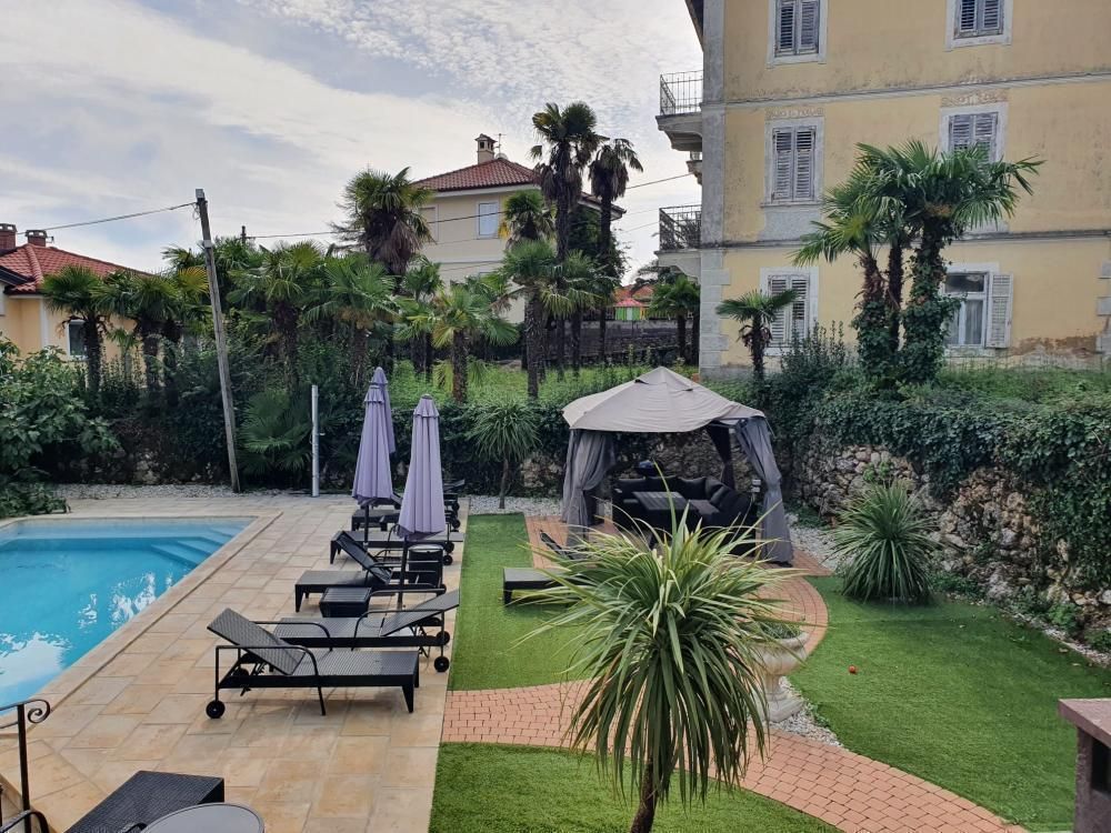 Вилла в Ловране, Хорватия, 600 м² - фото 15