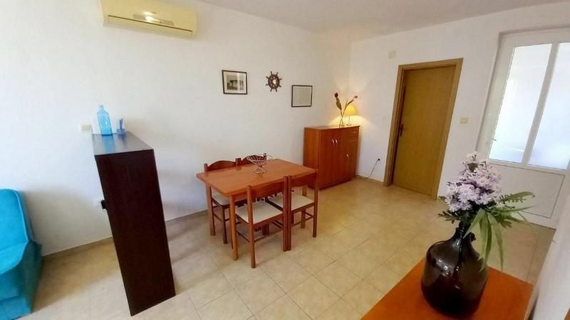 Отель, гостиница Živogošće, Хорватия, 140 м² - фото 15