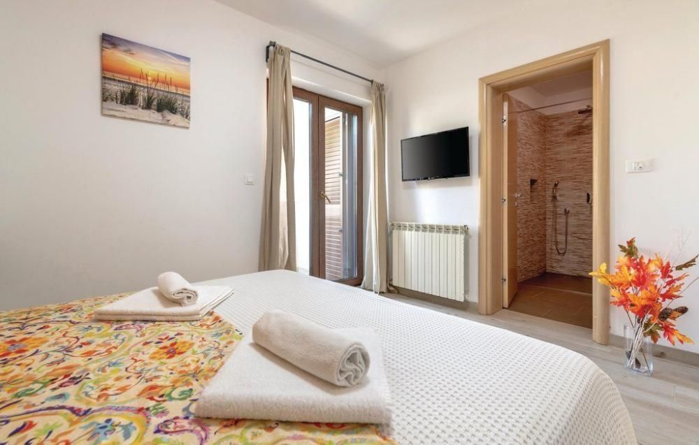 Вилла в Пуле, Хорватия, 565 м² - фото 16