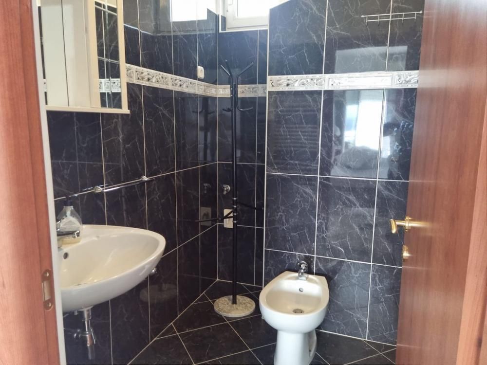 Отель, гостиница в Ловране, Хорватия, 960 м² - фото 16