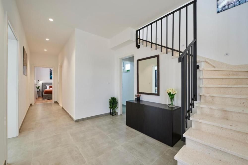 Вилла в Сплите, Хорватия, 200 м² - фото 16