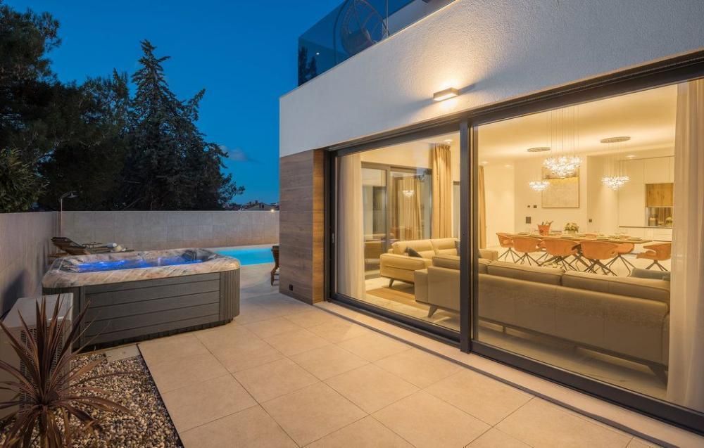 Вилла в Умаге, Хорватия, 250 м² - фото 16