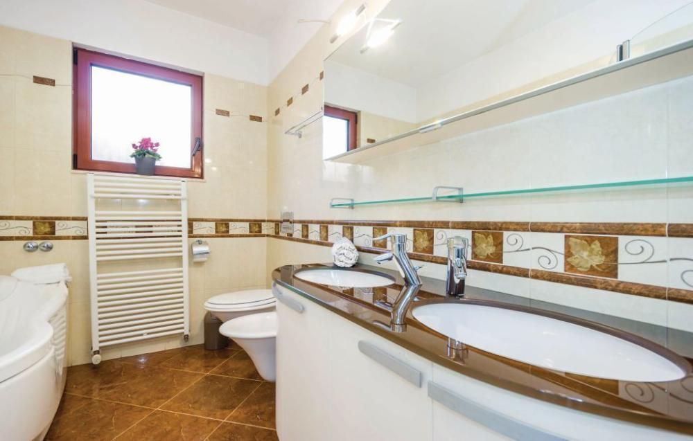 Вилла в Риеке, Хорватия, 300 м² - фото 17