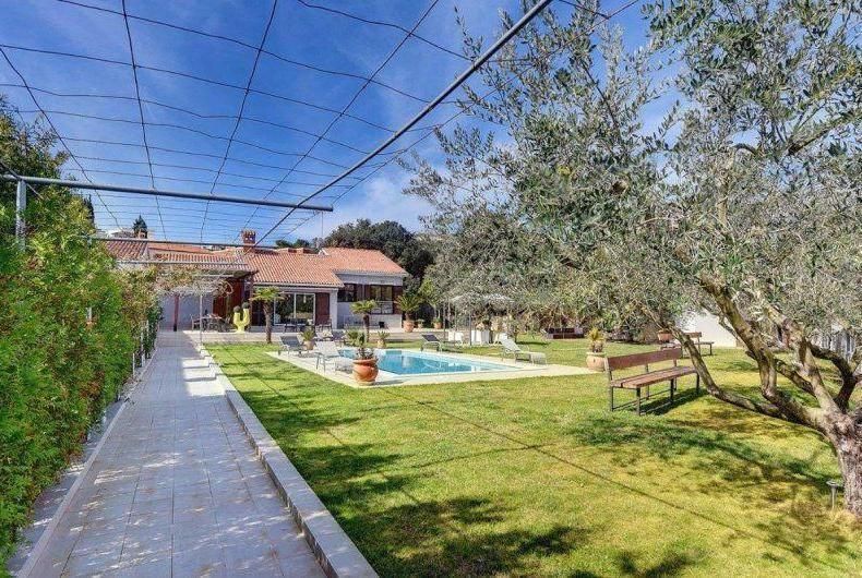 Вилла в Пуле, Хорватия, 260 м² - фото 18