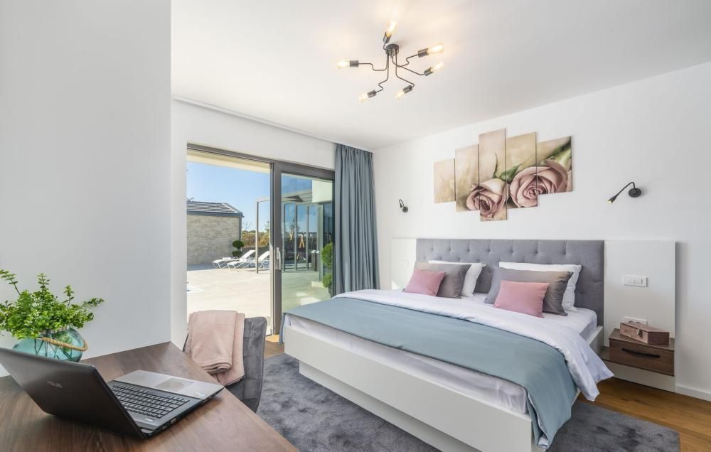 Вилла в Мотовуне, Хорватия, 447 м² - фото 18