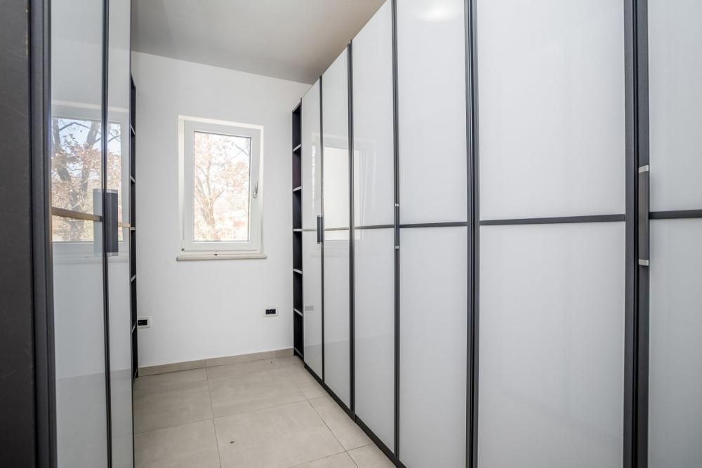 Отель, гостиница Čižići, Dobrinj, Хорватия, 790 м² - фото 18