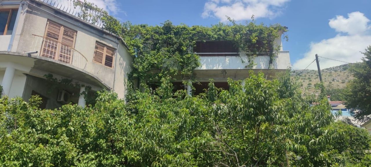 Вилла в Подстране, Хорватия, 300 м² - фото 18