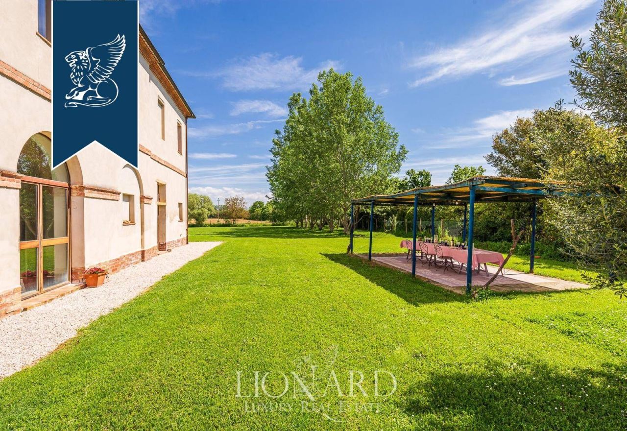 Вилла в Монтепульчано, Италия, 1 000 м² - фото 8