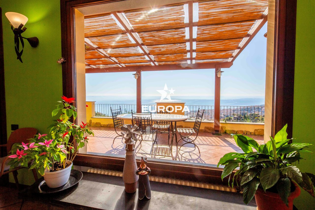 Вилла в Сан-Ремо, Италия, 200 м² - фото 10