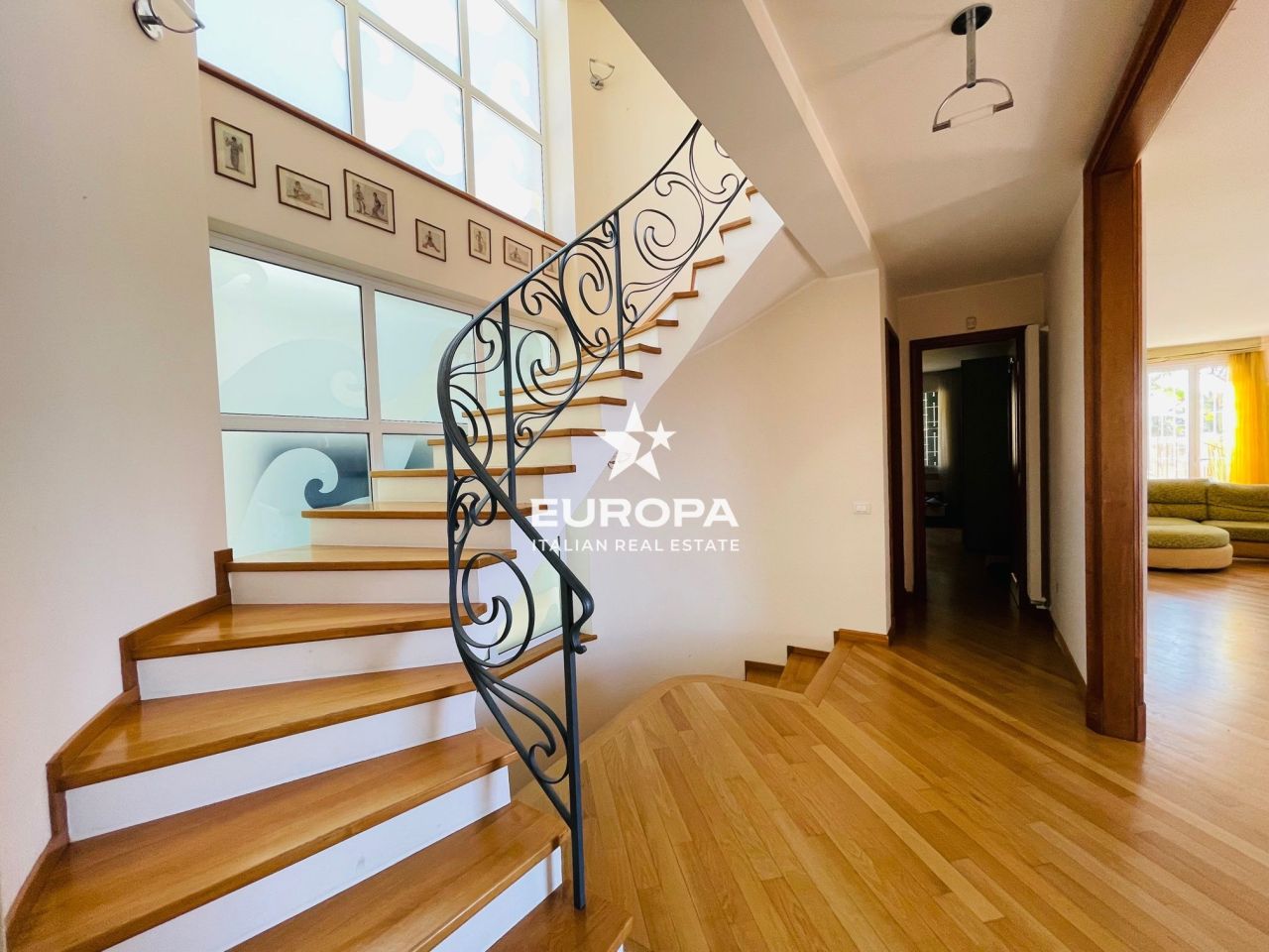 Вилла в Сан-Ремо, Италия, 250 м² - фото 3