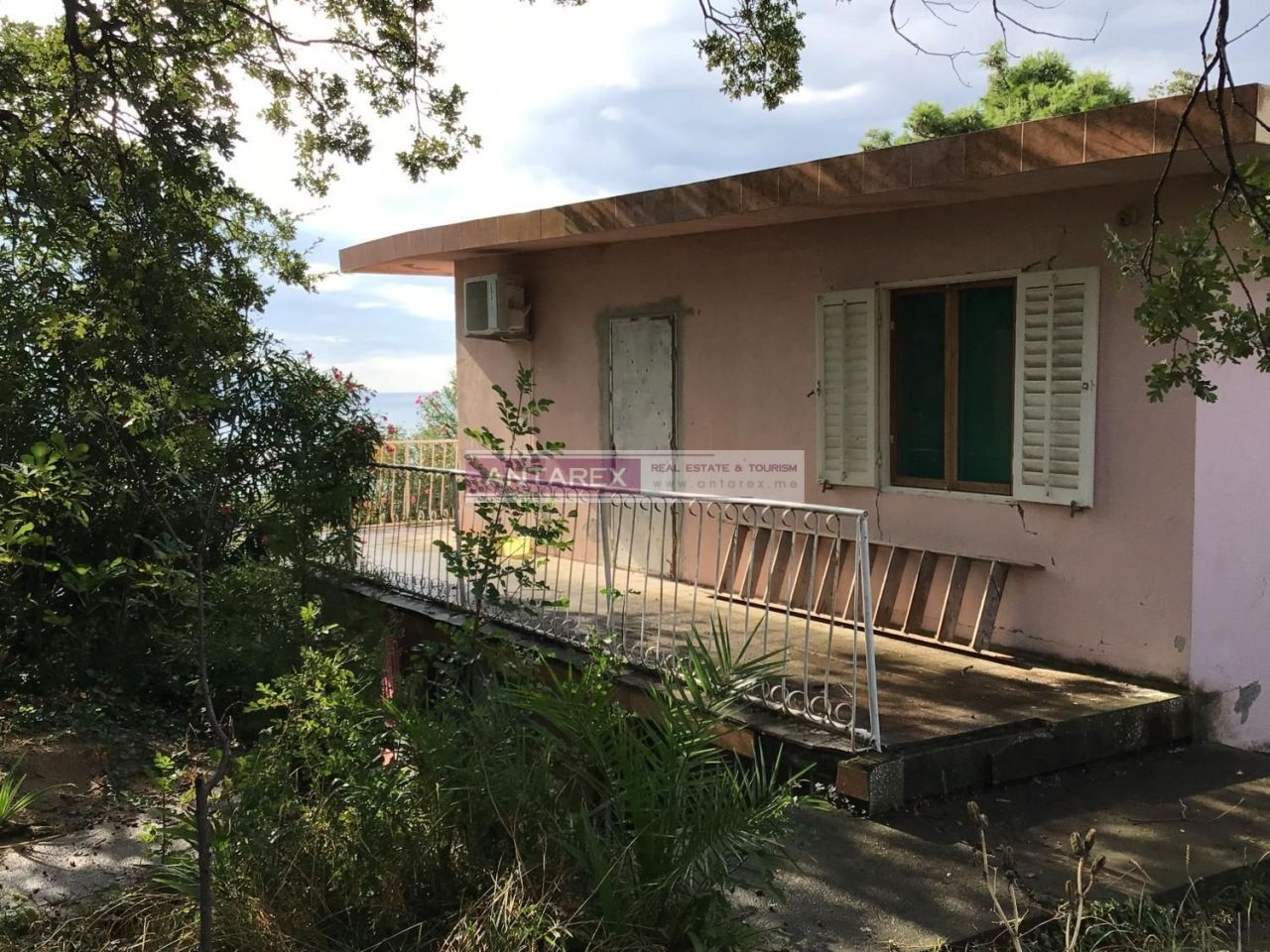 Вилла в Сутоморе, Черногория, 260 м² - фото 3