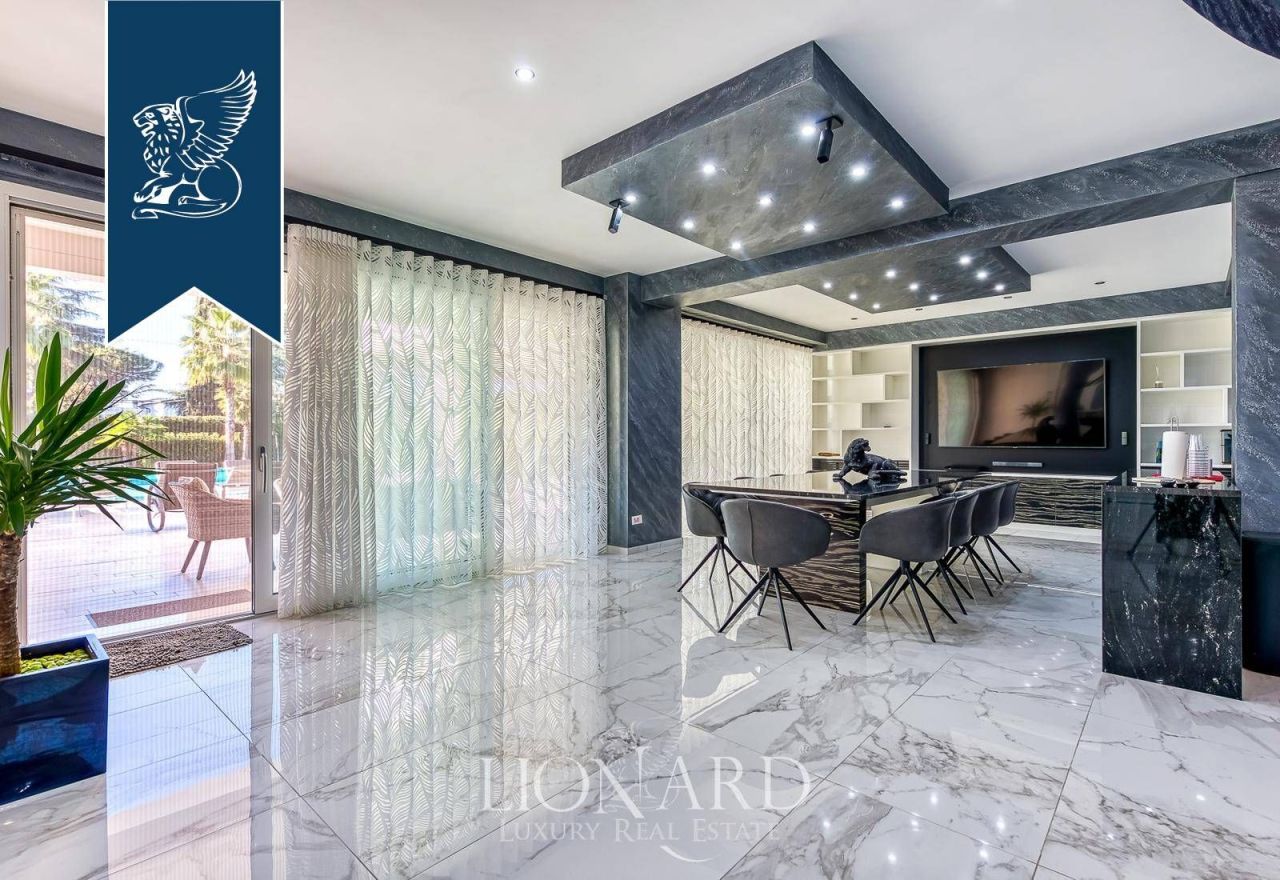 Вилла в Риме, Италия, 803 м² - фото 10