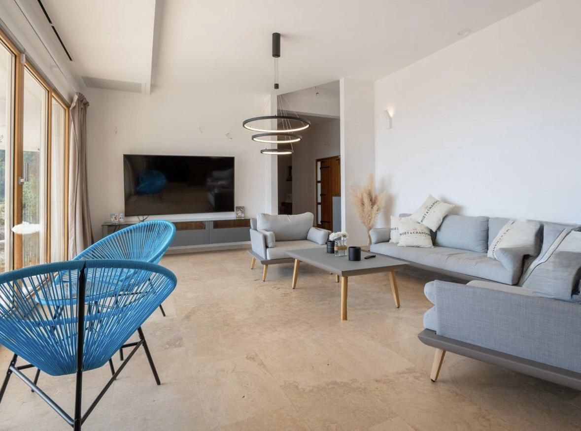 Дом в Херцег-Нови, Черногория, 228 м² - фото 9