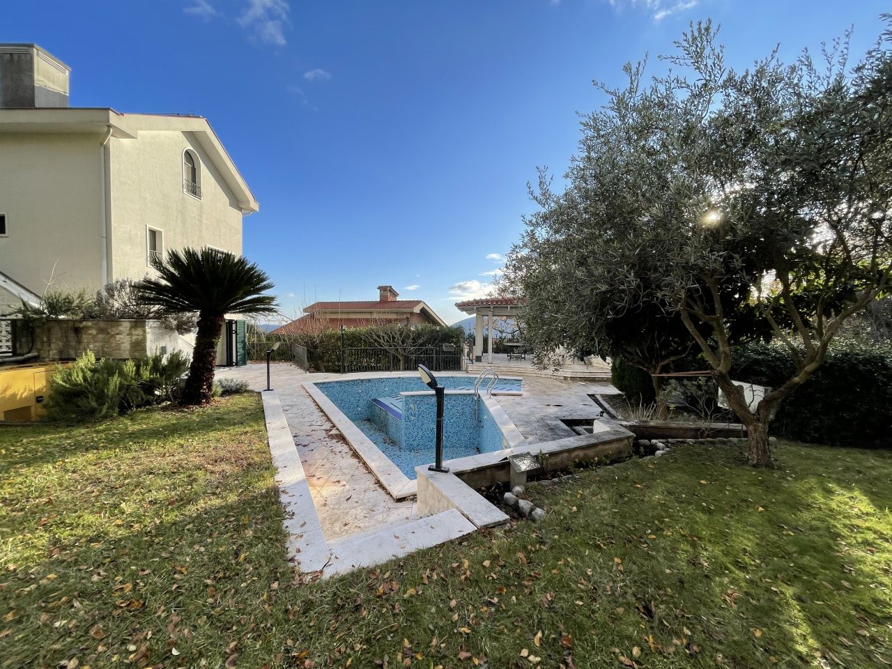 Вилла в Херцег-Нови, Черногория, 201 м² - фото 14